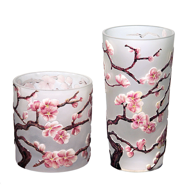 Sakura - Flowers with Gold Center