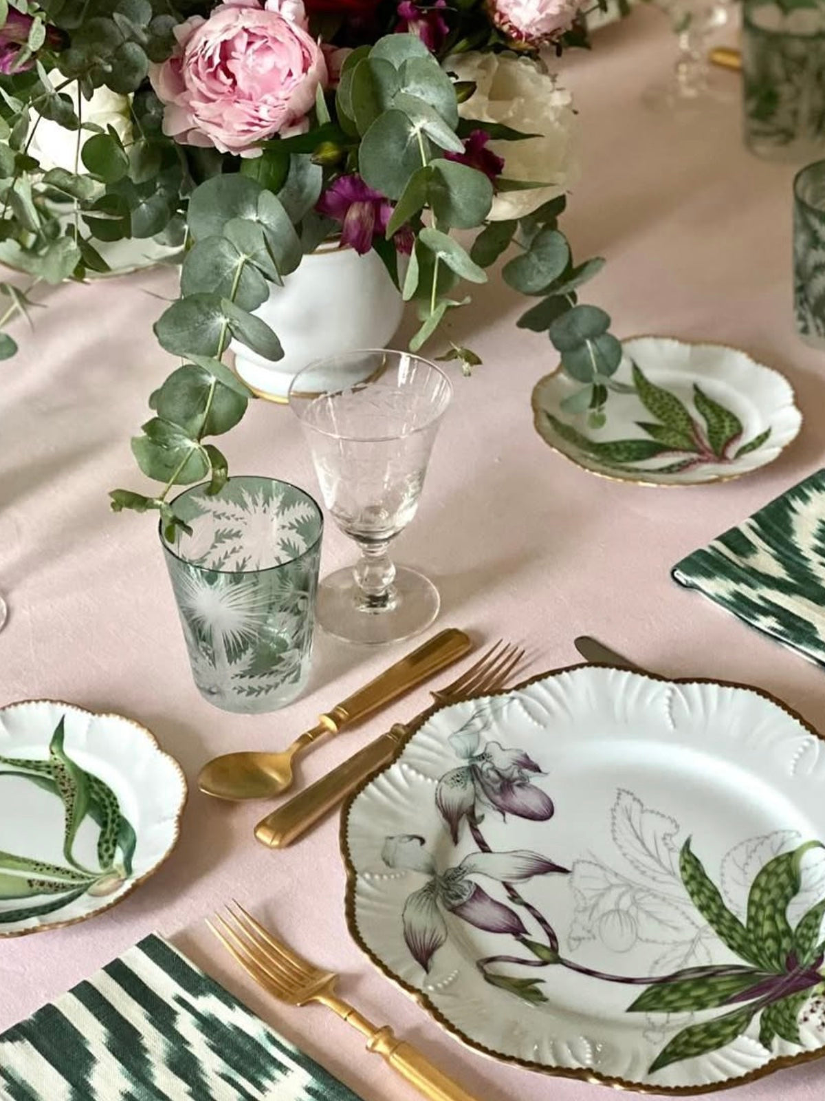 <b>Primeval Palms</b><br>Tumbler in Sage